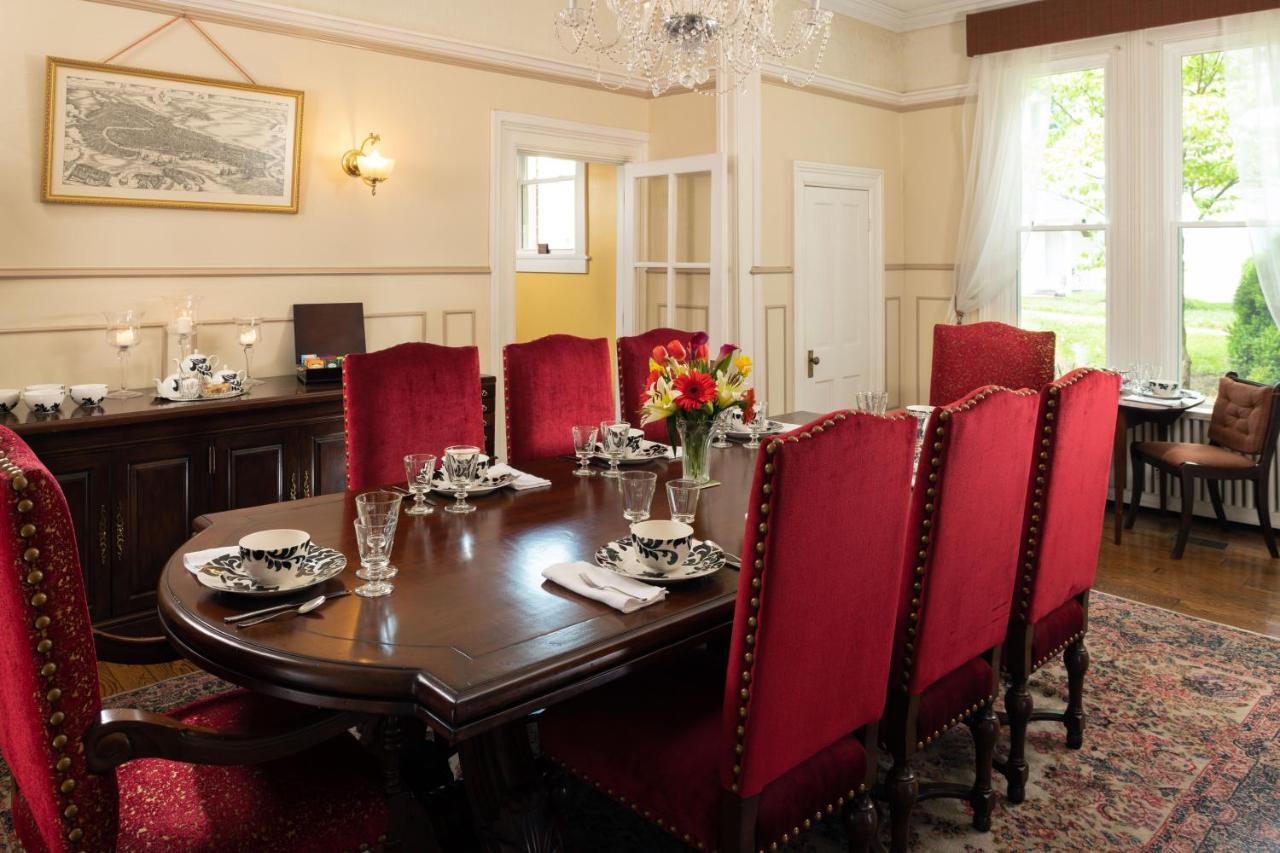 South Court Bed & Breakfast 3*