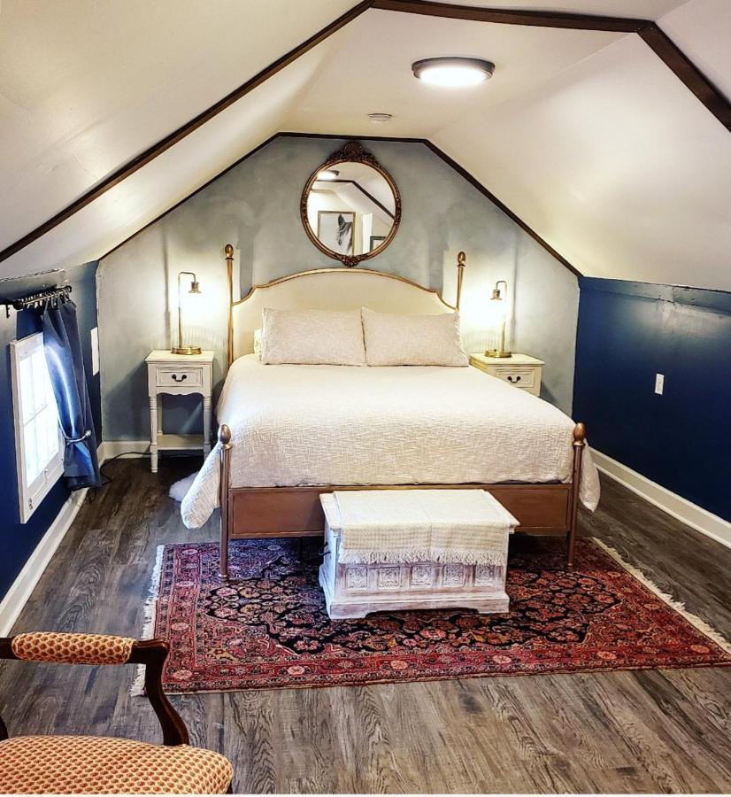 Bed & Breakfast South Court
