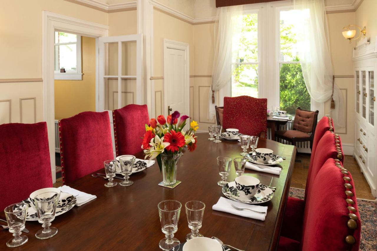 South Court 3*
